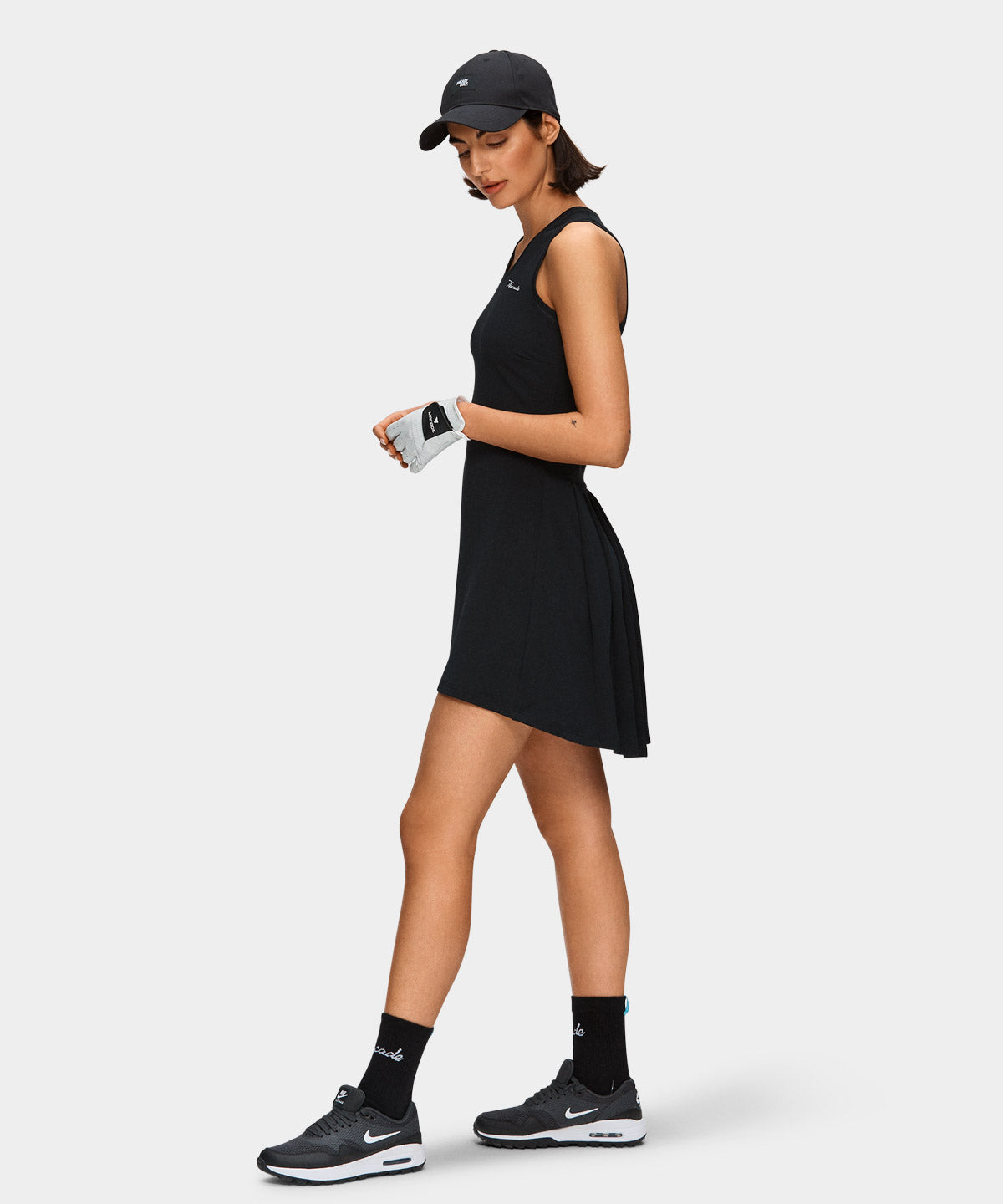 Amanda Performance Dress - Black Pleated