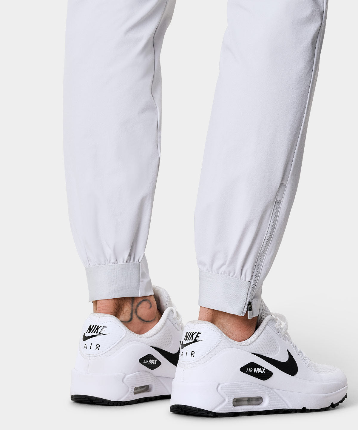 Off-White Four-Way Stretch Jogger – Macade