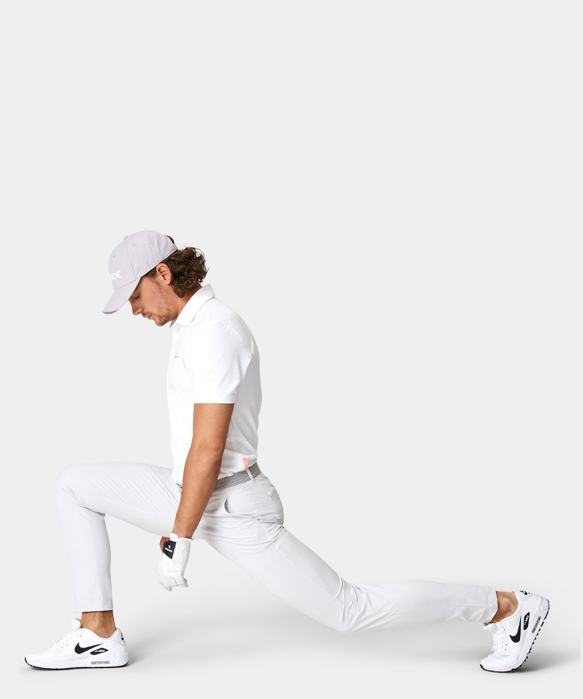Buy Men's Relaxed Fit Off-White Pant Online | SNITCH